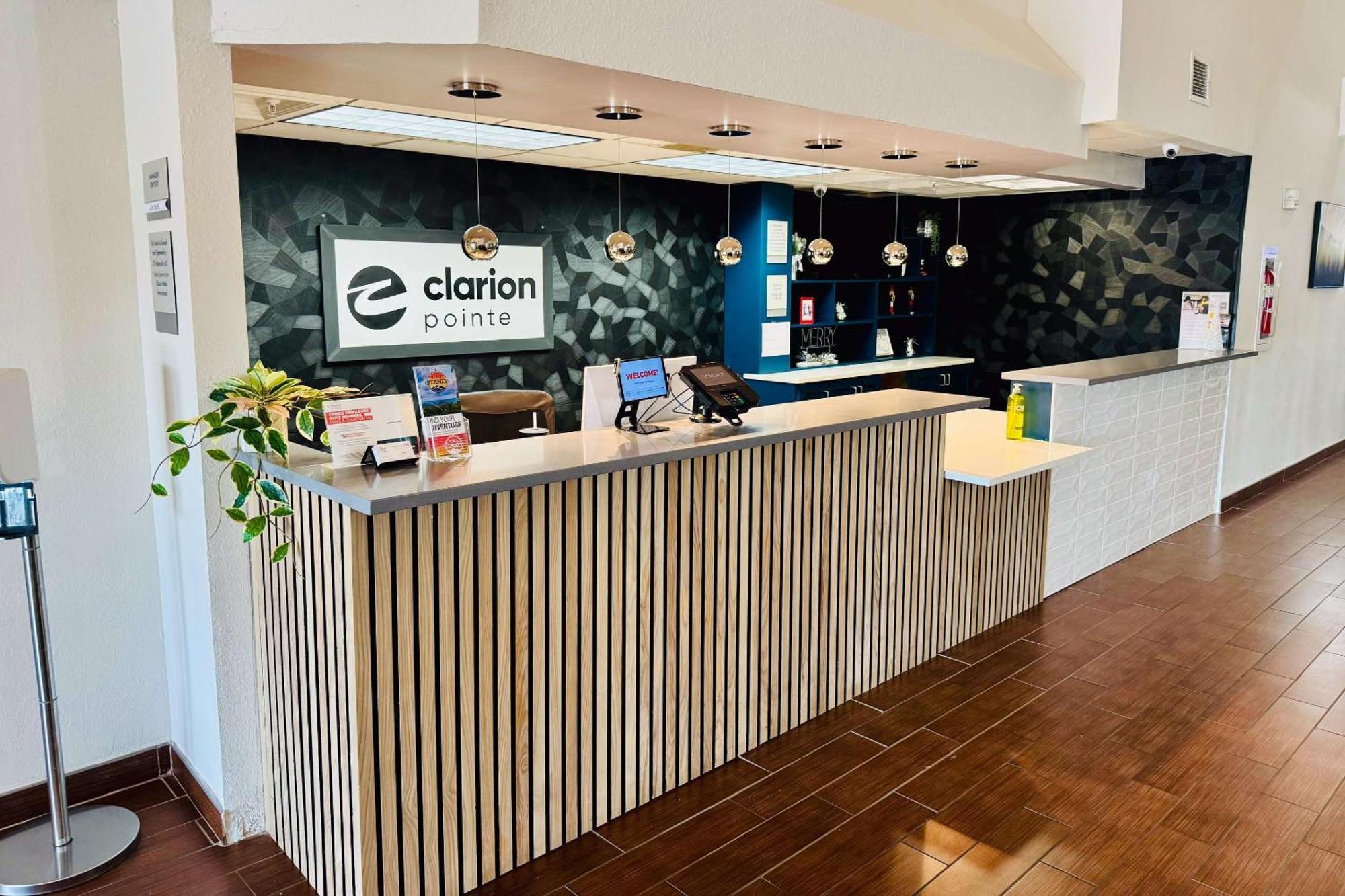Готель Clarion Pointe Albemarle Екстер'єр фото