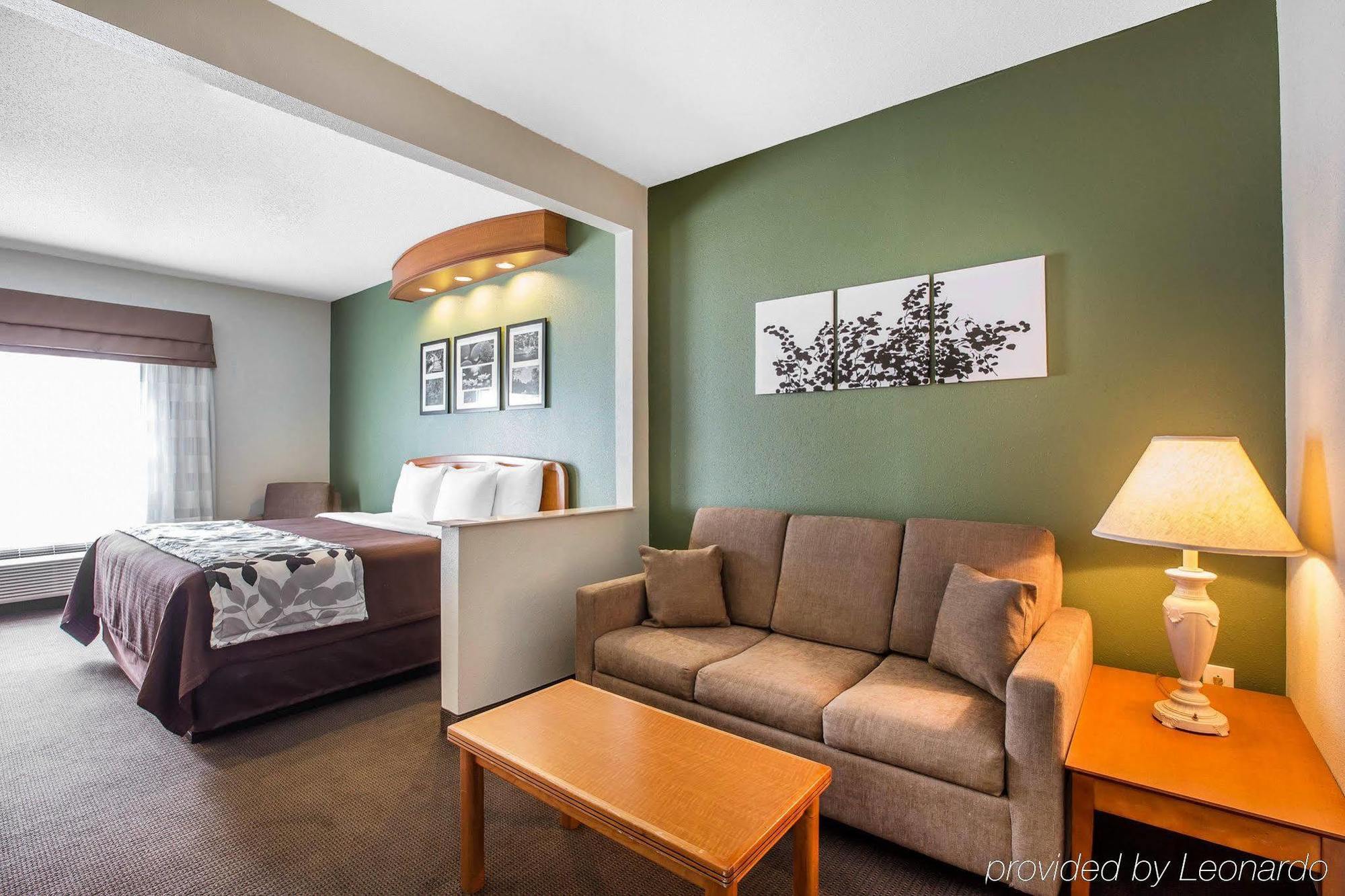 Готель Clarion Pointe Albemarle Екстер'єр фото