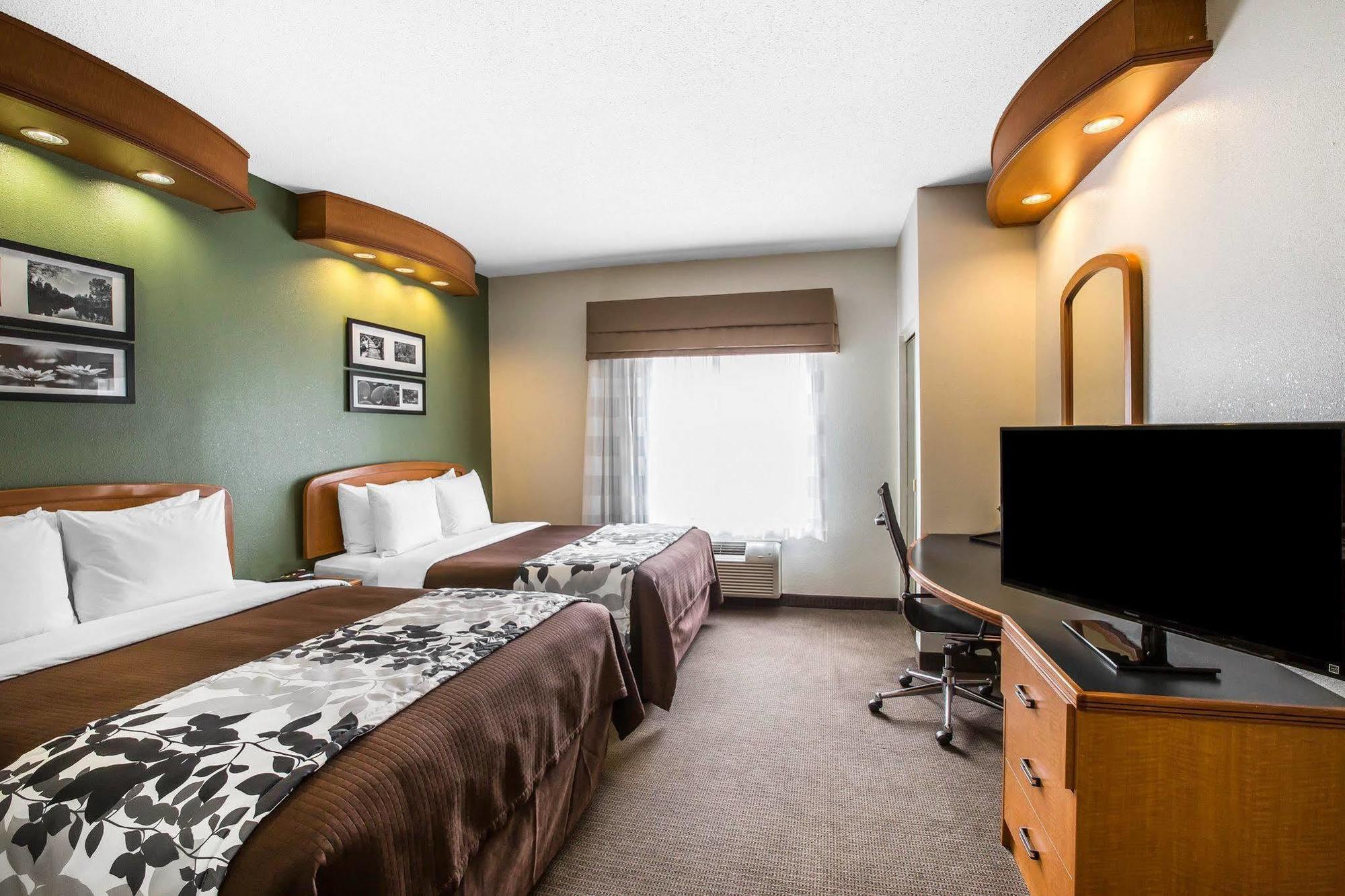 Готель Clarion Pointe Albemarle Екстер'єр фото